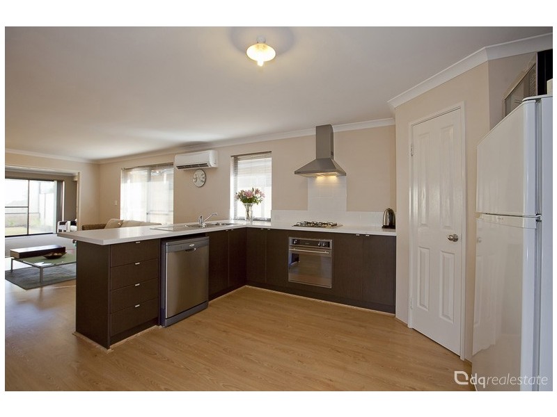 16 Riverlinks Drive, Clarkson WA 6030