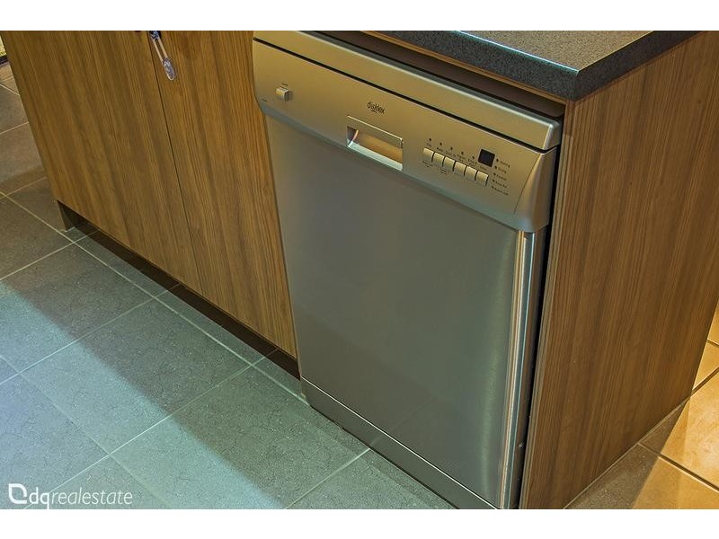 20 Hillsdale Rise, Darch WA 6065