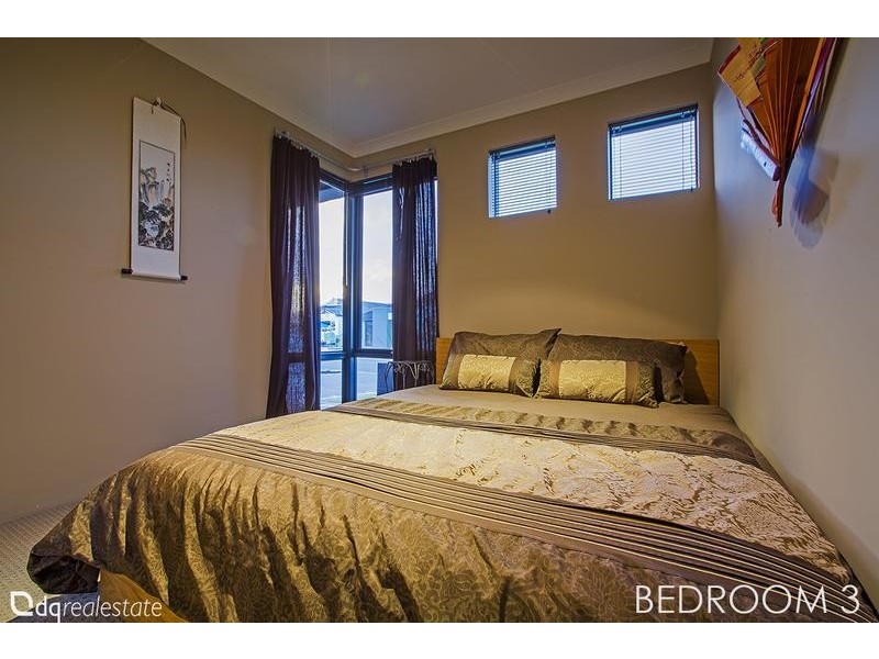 20 Hillsdale Rise, Darch WA 6065