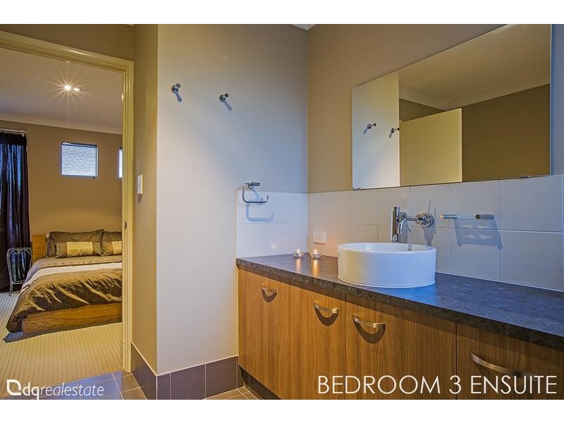 20 Hillsdale Rise, Darch WA 6065