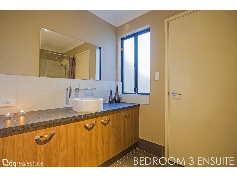 20 Hillsdale Rise, Darch WA 6065