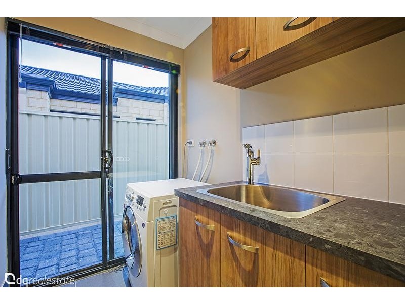 20 Hillsdale Rise, Darch WA 6065