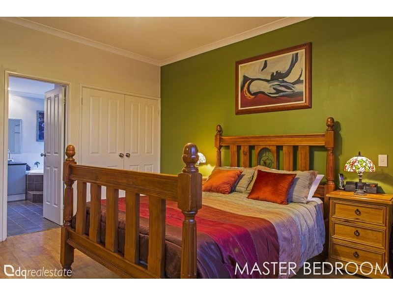 34 Dalecross Avenue, Madeley WA 6065