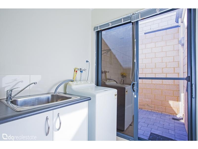 9/243 Timberlane Drive, Woodvale WA 6026