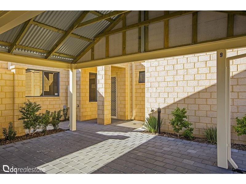 9/243 Timberlane Drive, Woodvale WA 6026