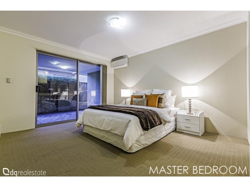 12 Willeroo Chase, Carramar WA 6031