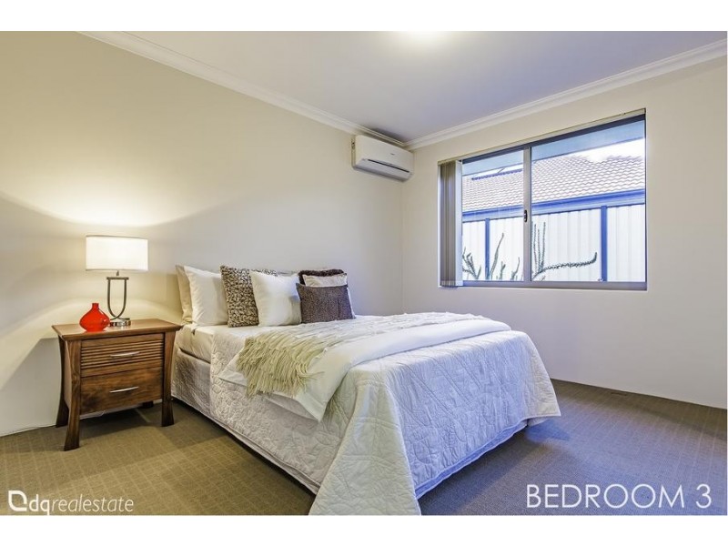 12 Willeroo Chase, Carramar WA 6031