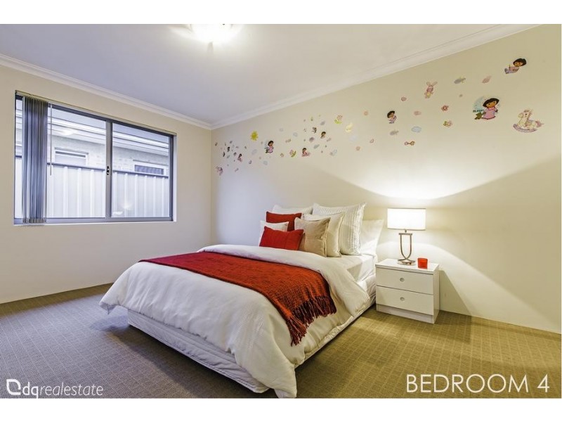 12 Willeroo Chase, Carramar WA 6031