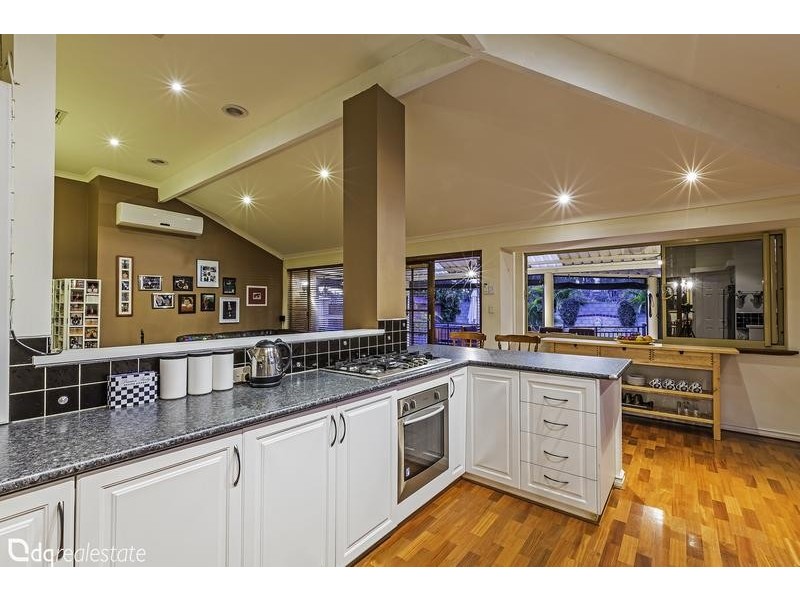 16 Marlandy Court, Woodvale WA 6026