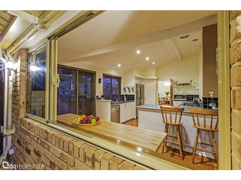 16 Marlandy Court, Woodvale WA 6026