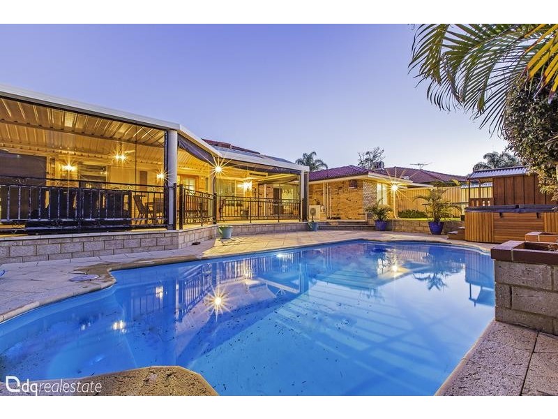 16 Marlandy Court, Woodvale WA 6026