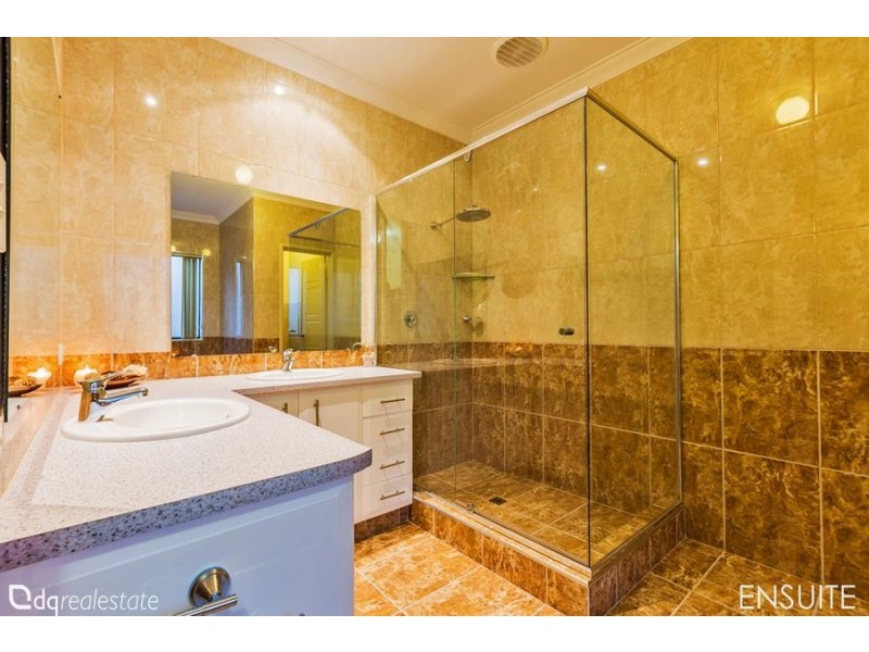 5 Castlebar Way, Darch WA 6065