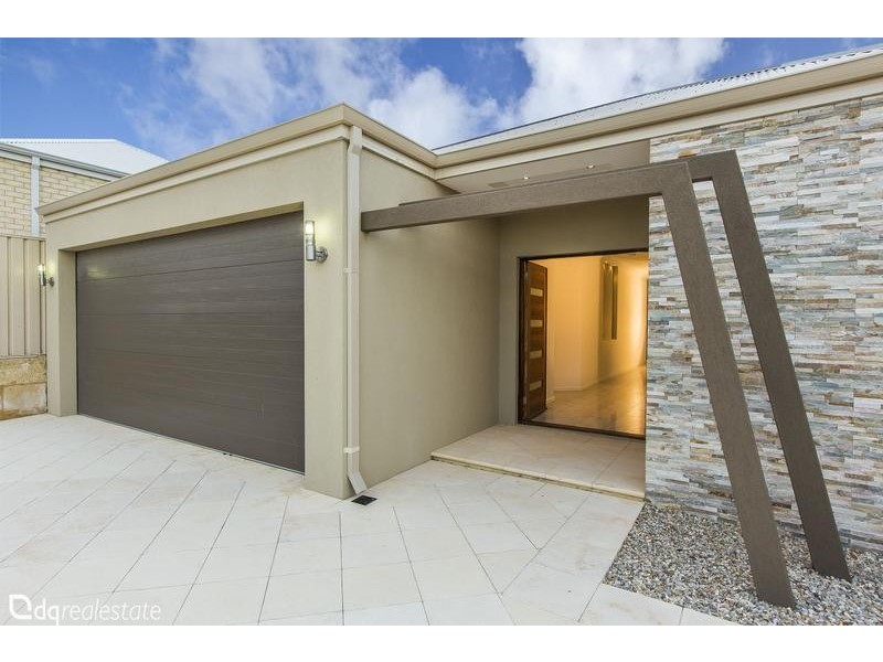 2 Cruiser Turn, Landsdale WA 6065