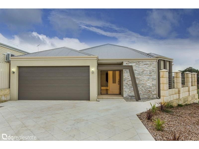 2 Cruiser Turn, Landsdale WA 6065