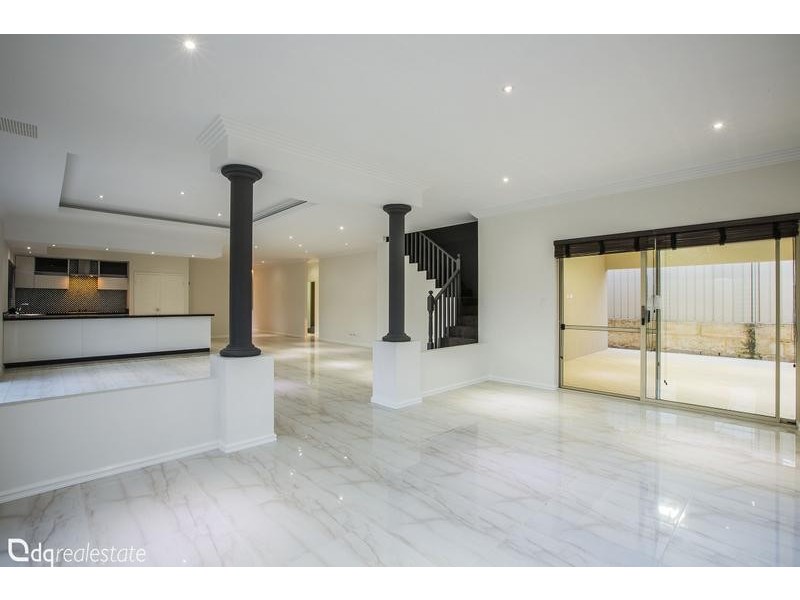 2 Cruiser Turn, Landsdale WA 6065