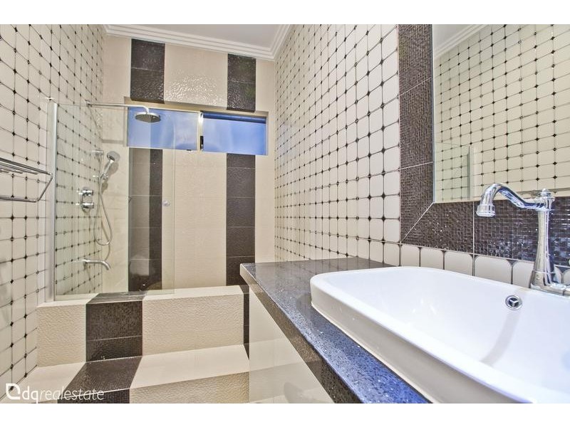 2 Cruiser Turn, Landsdale WA 6065