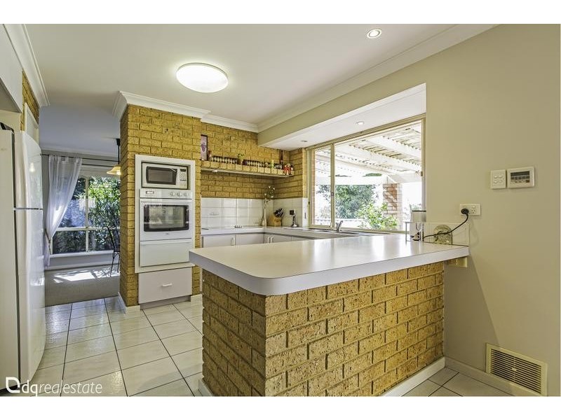 12 Trinity Way, Kingsley WA 6026
