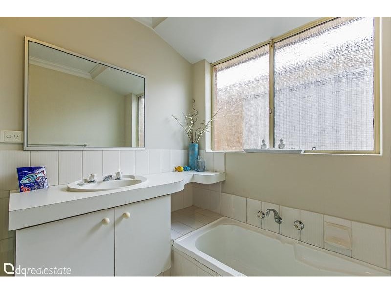 12 Trinity Way, Kingsley WA 6026