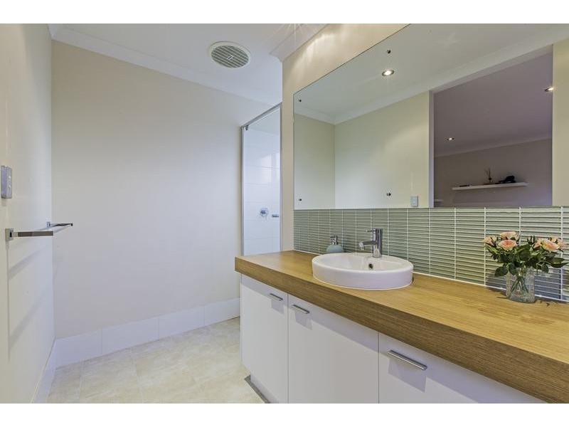 34 Babylon Bend, Landsdale WA 6065