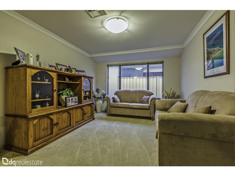 6 Macdermott Parade, Darch WA 6065