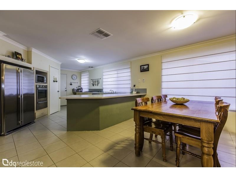 10 Ginsburg Turn, Tapping WA 6065