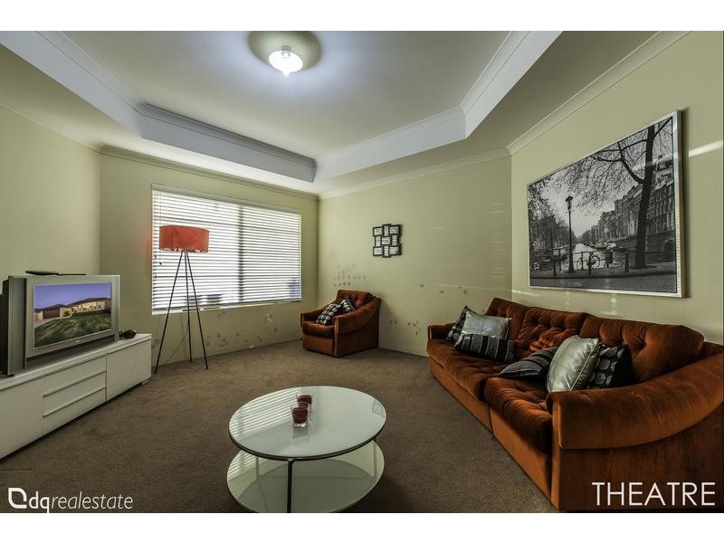 10 Ginsburg Turn, Tapping WA 6065