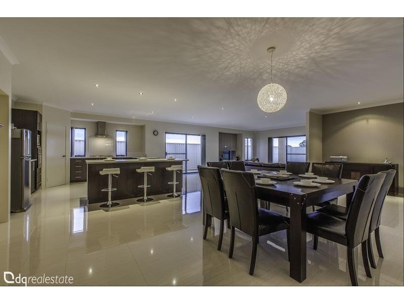 107 Vincent Road, Sinagra WA 6065