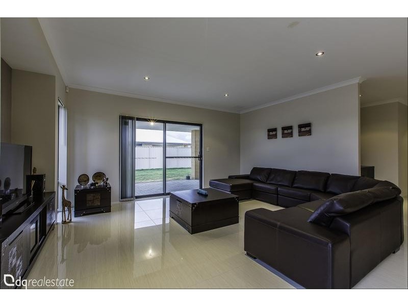 107 Vincent Road, Sinagra WA 6065