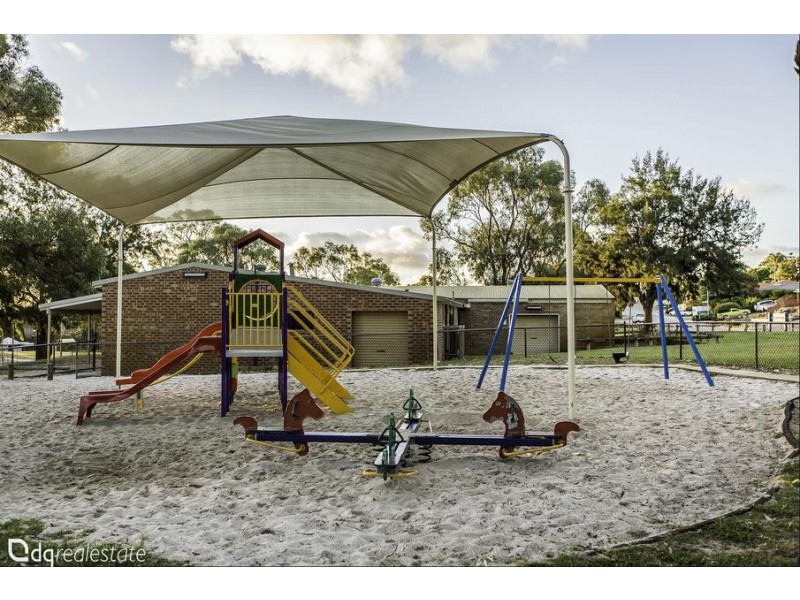 4 Jasmine Close, Edgewater WA 6027