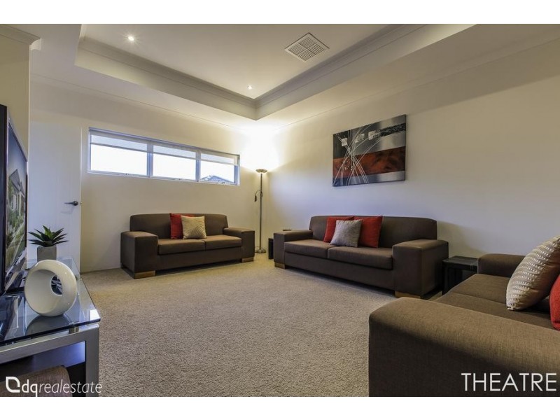 16 Zeppelin Way, Tapping WA 6065