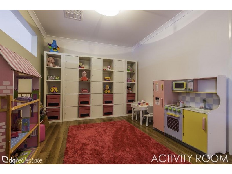 16 Zeppelin Way, Tapping WA 6065