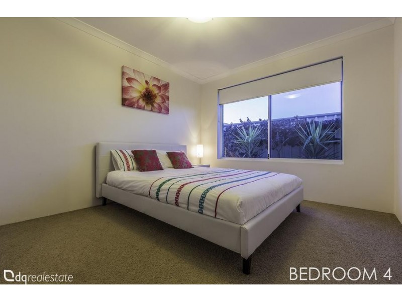 16 Zeppelin Way, Tapping WA 6065