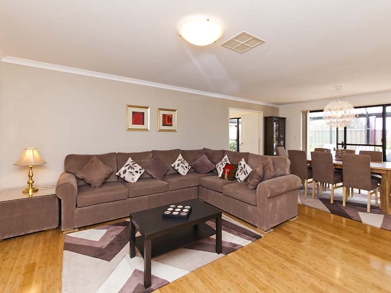 29 Bazille Crescent, Tapping WA 6065