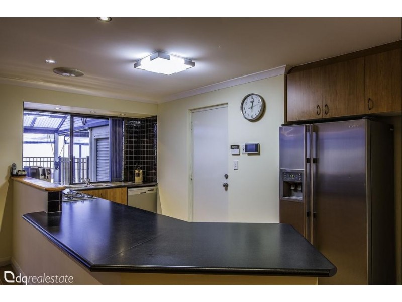 2 Esmerelda Pass, Darch WA 6065