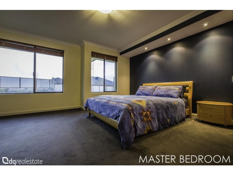 2 Esmerelda Pass, Darch WA 6065