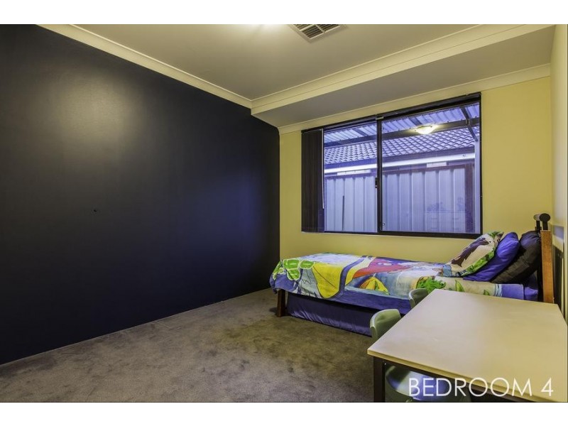 2 Esmerelda Pass, Darch WA 6065