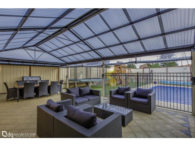 2 Esmerelda Pass, Darch WA 6065