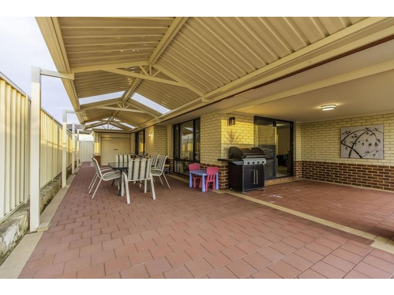 61 Hennessy Drive, Ashby WA 6065