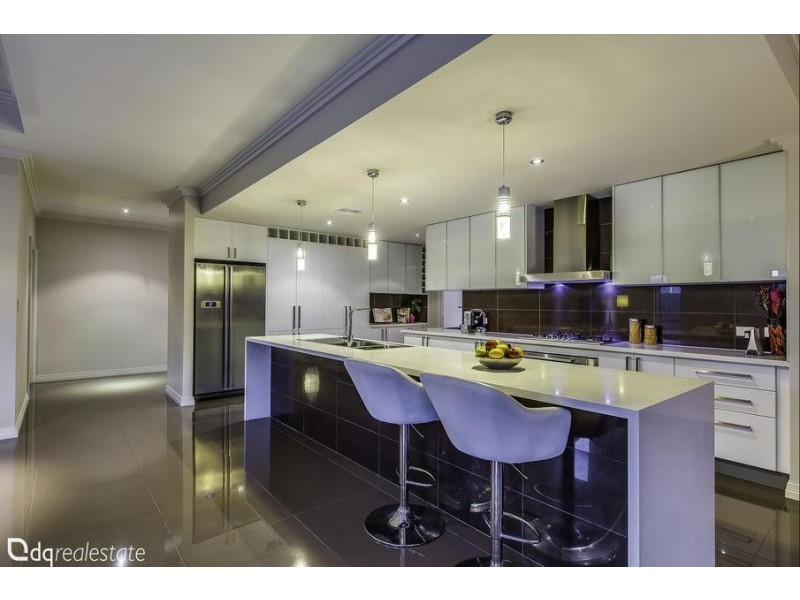 4 Vivante Loop, Landsdale WA 6065