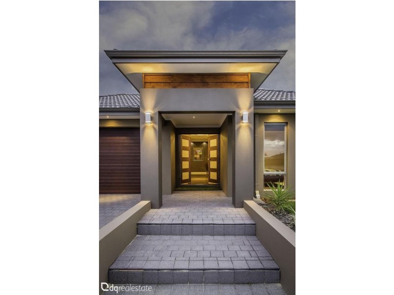 4 Vivante Loop, Landsdale WA 6065