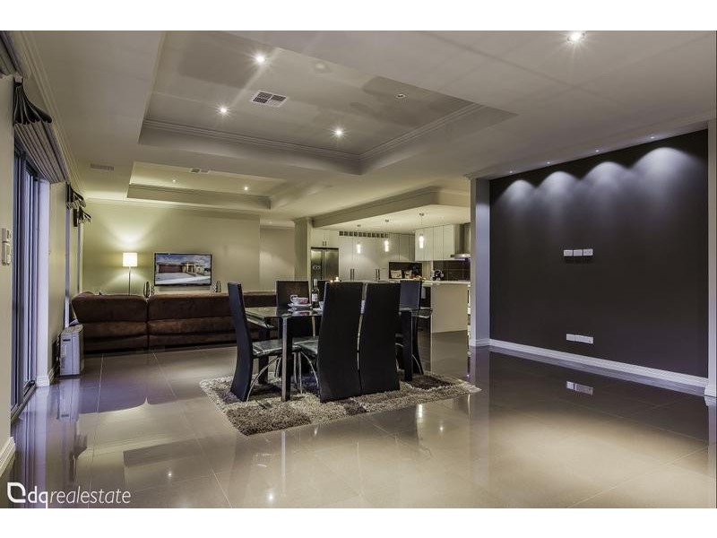 4 Vivante Loop, Landsdale WA 6065