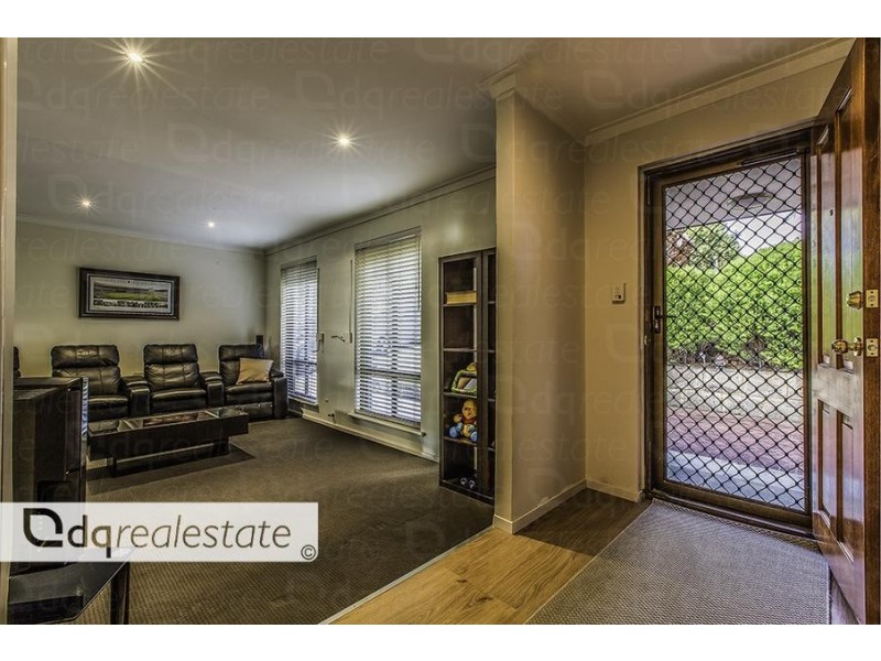 35 Treetop Avenue, Edgewater WA 6027