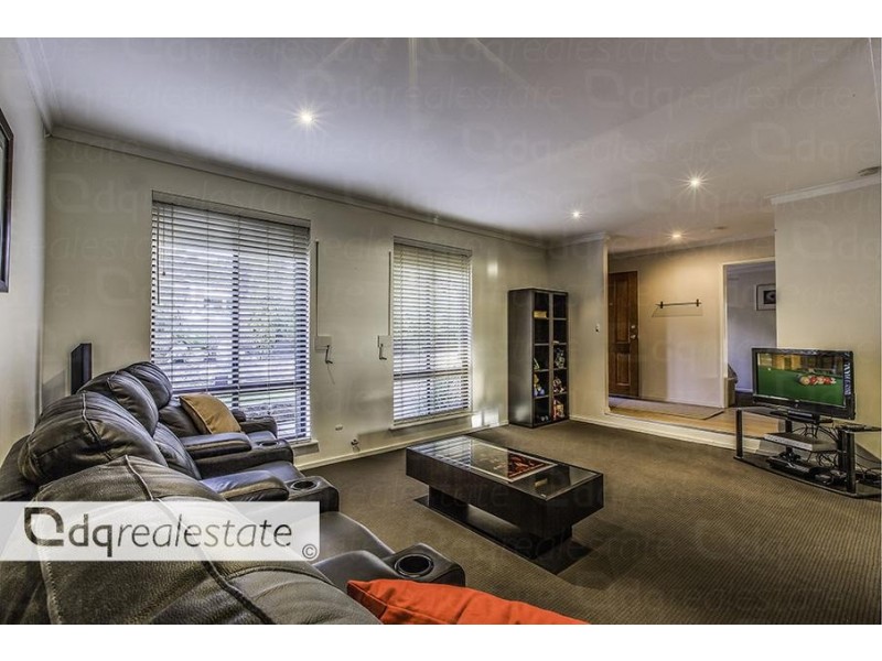 35 Treetop Avenue, Edgewater WA 6027