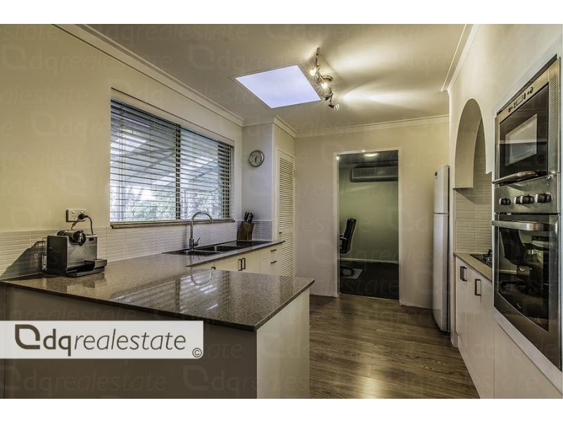 35 Treetop Avenue, Edgewater WA 6027