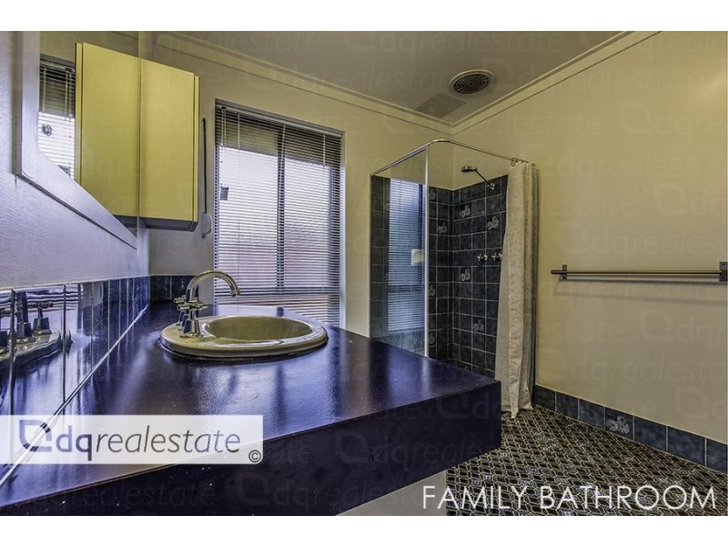 35 Treetop Avenue, Edgewater WA 6027