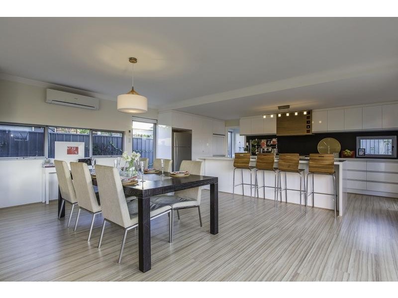 12 Pearsall Gardens, Mullaloo WA 6027