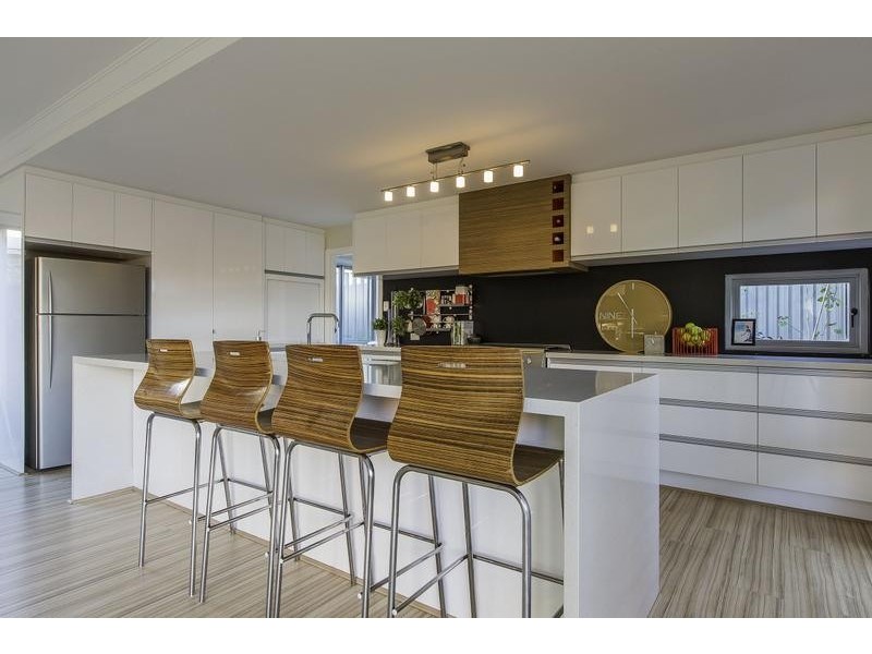 12 Pearsall Gardens, Mullaloo WA 6027