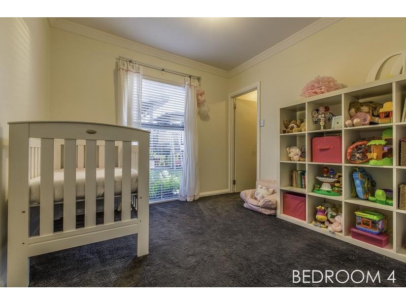 12 Pearsall Gardens, Mullaloo WA 6027