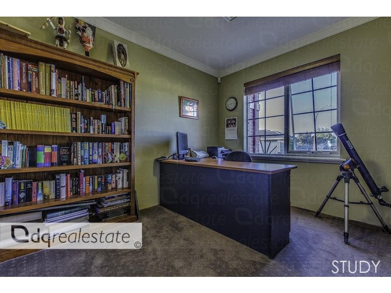 26 Belvoir Parkway, Darch WA 6065