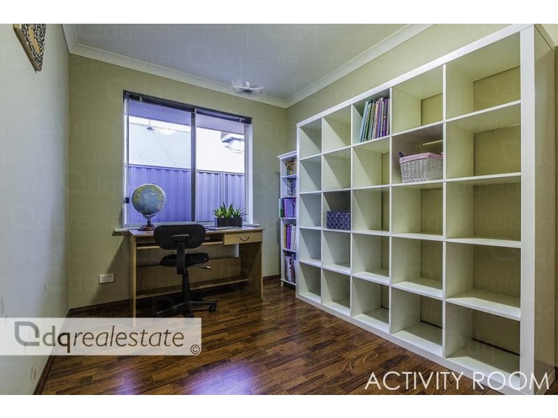 26 Belvoir Parkway, Darch WA 6065